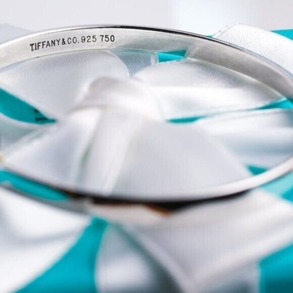 Tiffany & Co. Bracelet Vintage Hook & Eye Bangle 18K Gold & Sterling Silver 7” - Picture 4 of 10